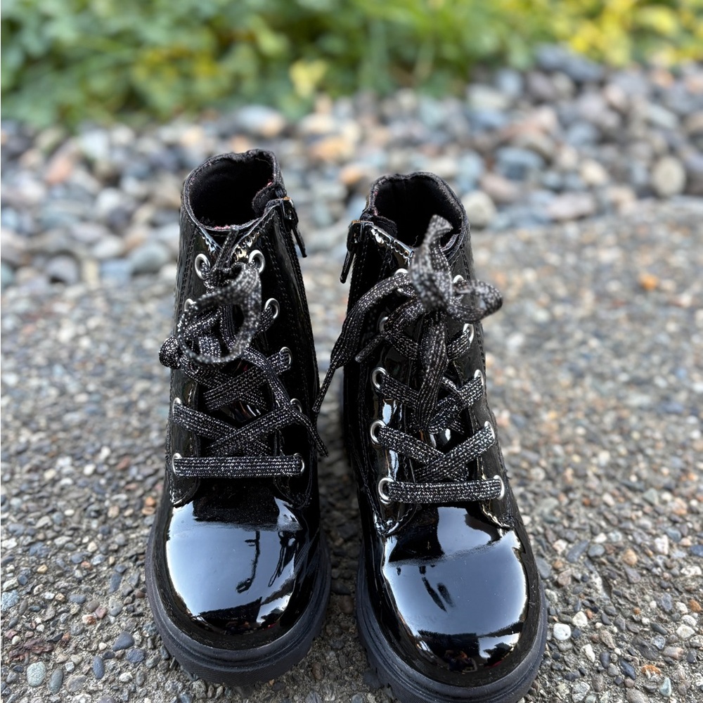 Toddler Girls Patent Black Boots 🖤